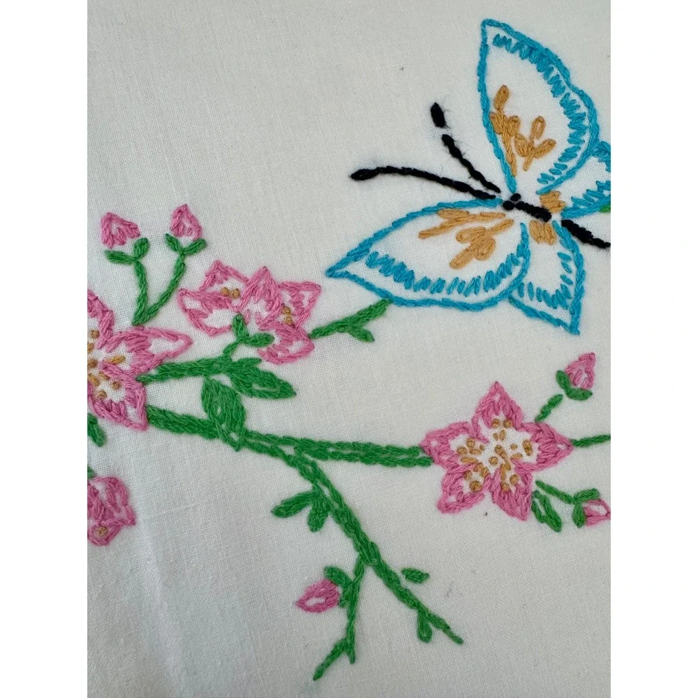 Vintage Hand Embroidered Butterfly Floral Pillowcase Set Crochet Lace Trim 2pc